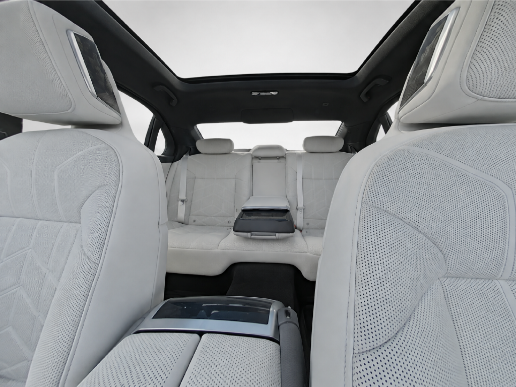 2025 BMW 760i 760i xDrive