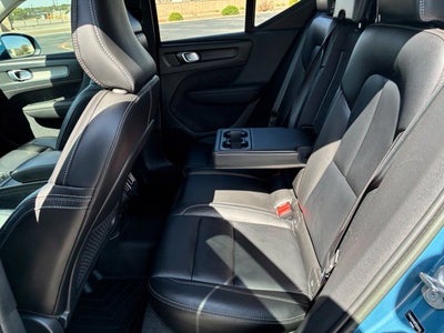2023 Volvo XC40 B4 Core